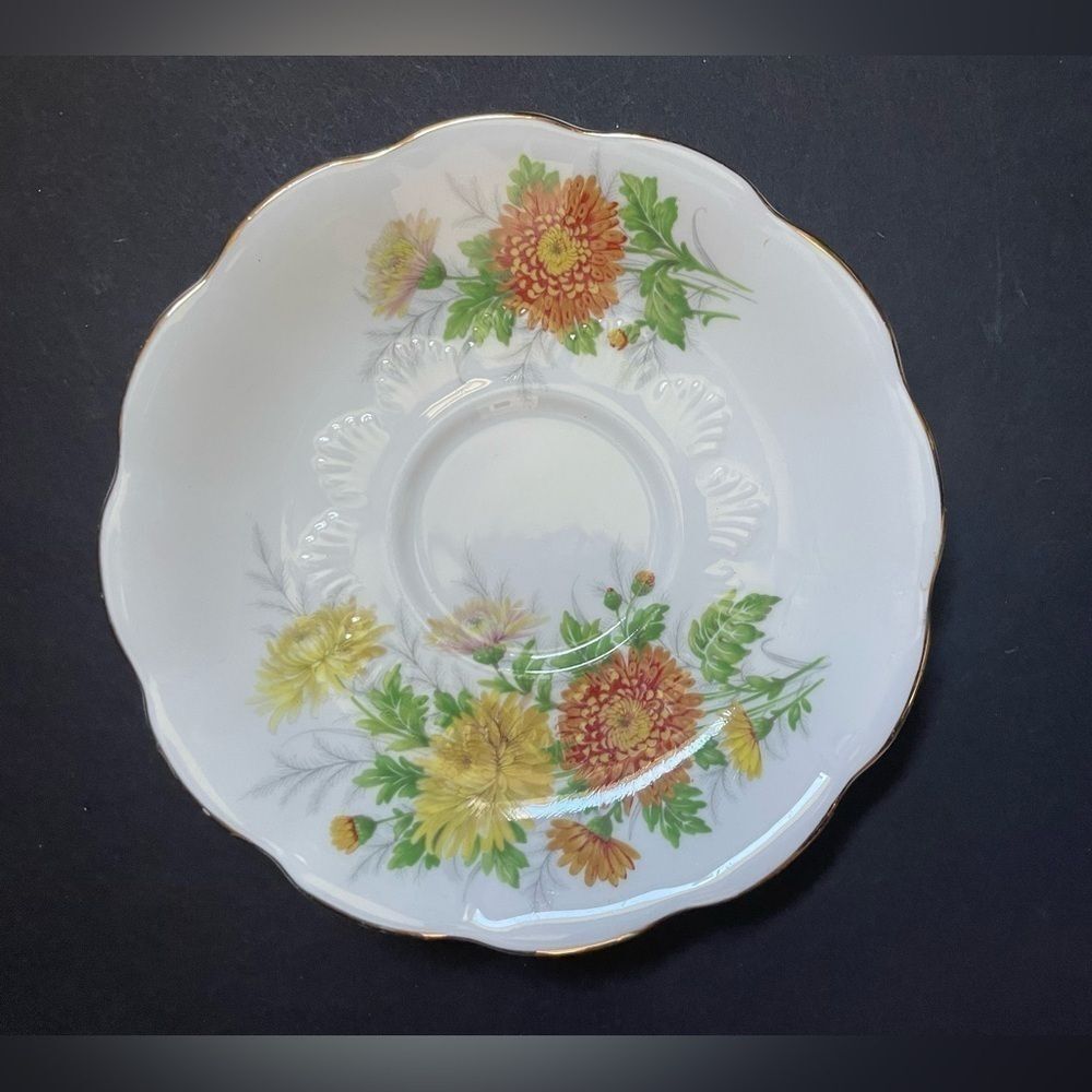 Royal Albert bone china chrysanthemum teacup saucer